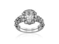 Alson Estate Collection Platinum Shared Prong Diamond Halo Bridal Set